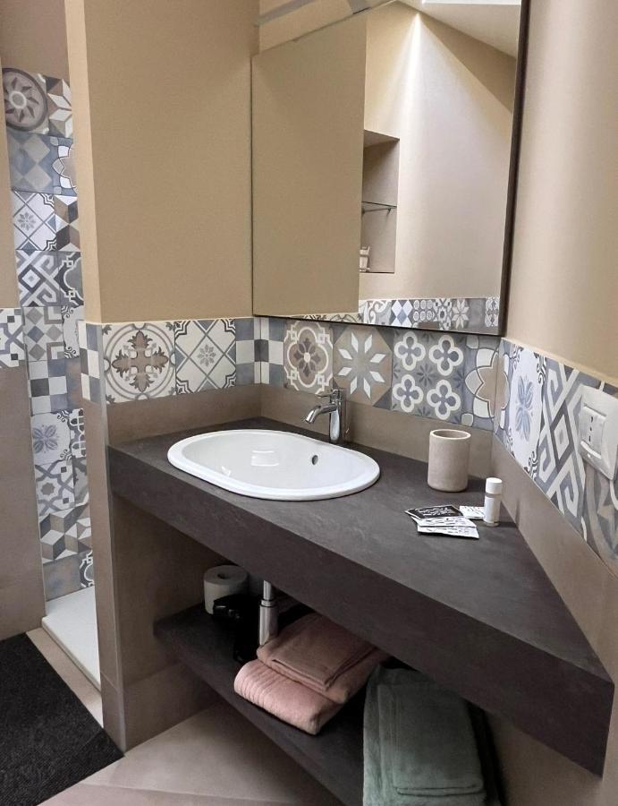 Appartement Verde Rame In Citta' Alta Con Garage Charme E Relax à Bergame Extérieur photo